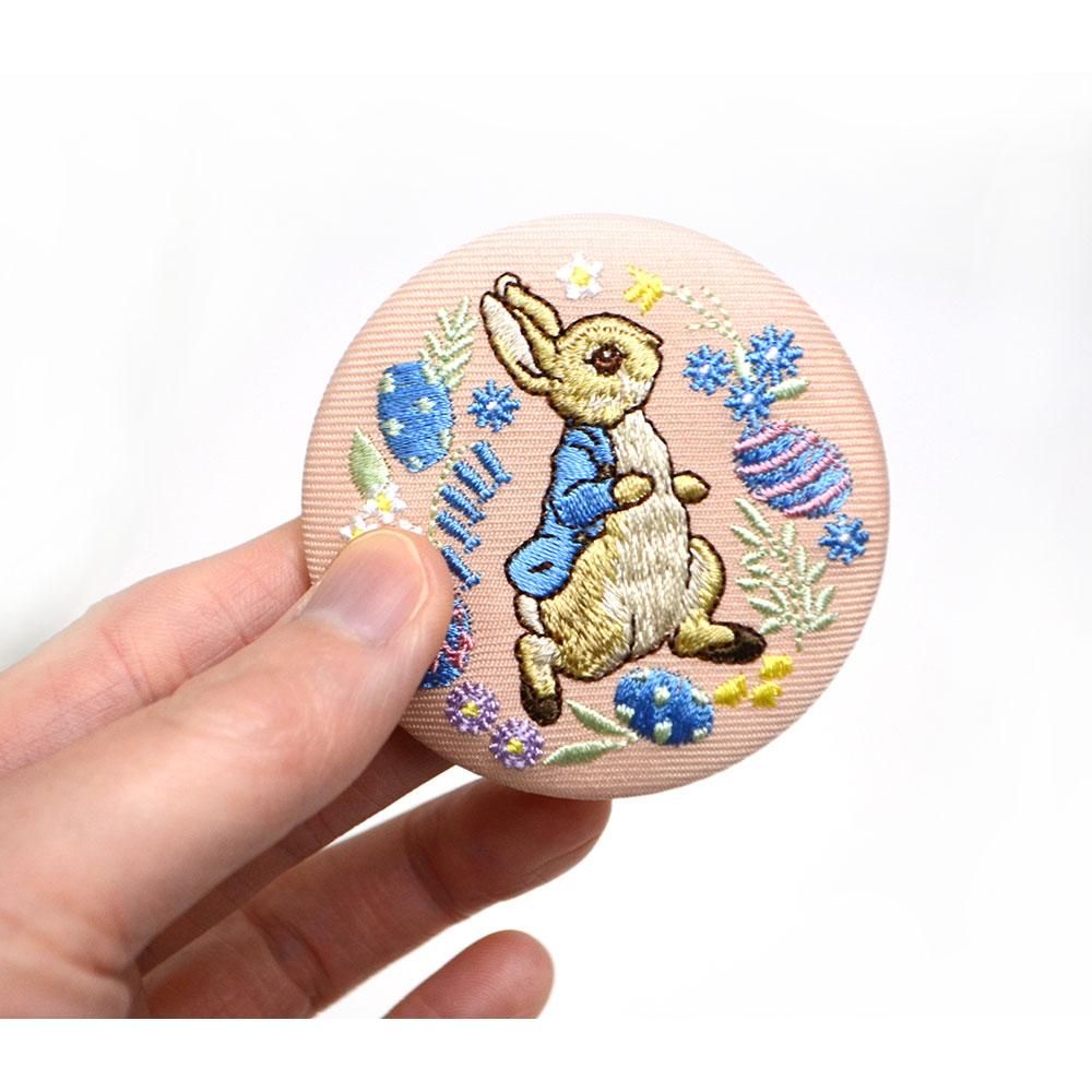 刺繍缶バッジ (サーモン)