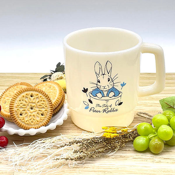 スタッキングマグ（菓子入り/ベージュ）